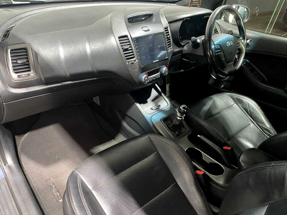 Photo 7 of 20