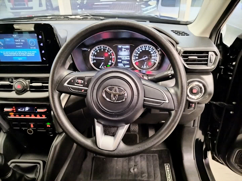 Photo 8 of 20