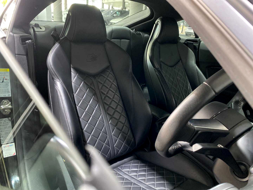 Photo 13 of 20