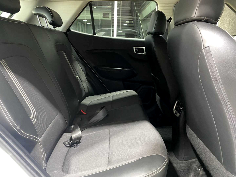 Photo 10 of 20