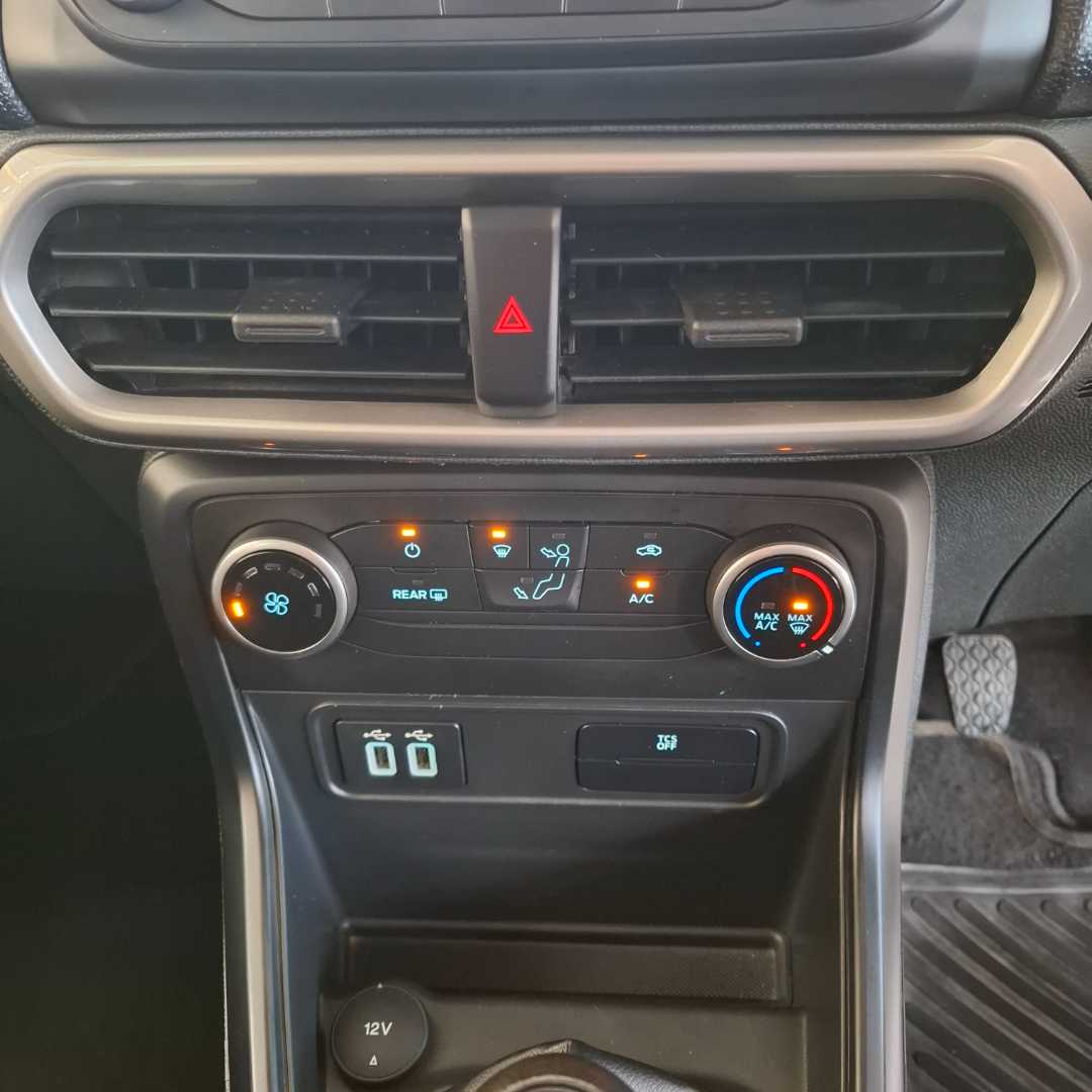 Photo 19 of 27