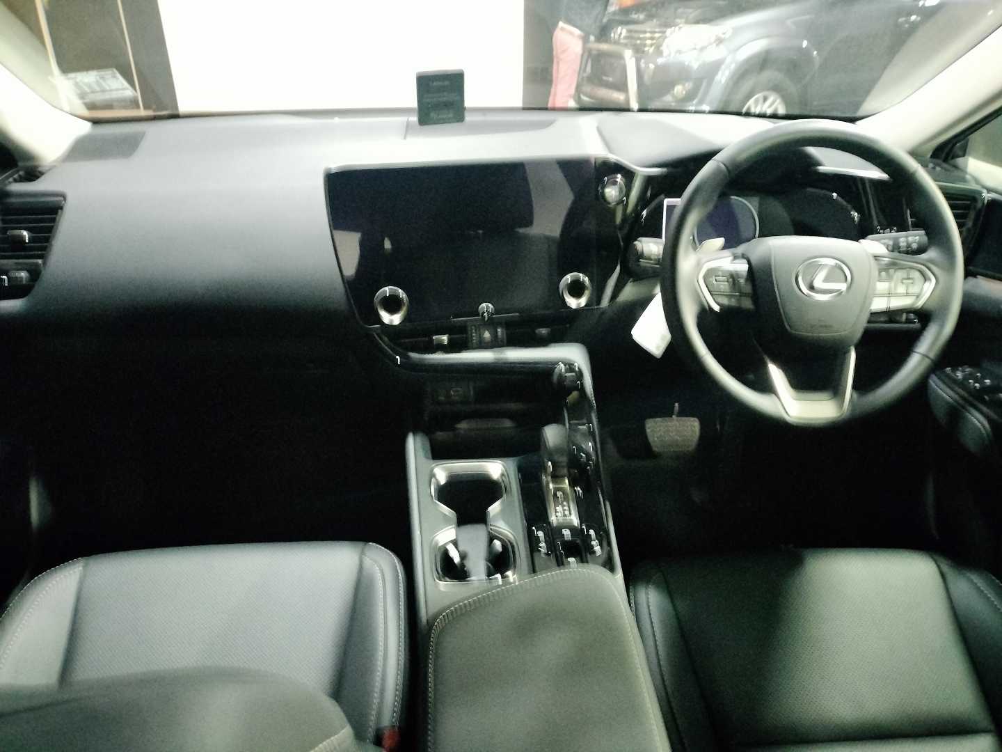 Photo 6 of 9