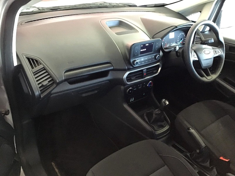 Photo 3 of 7