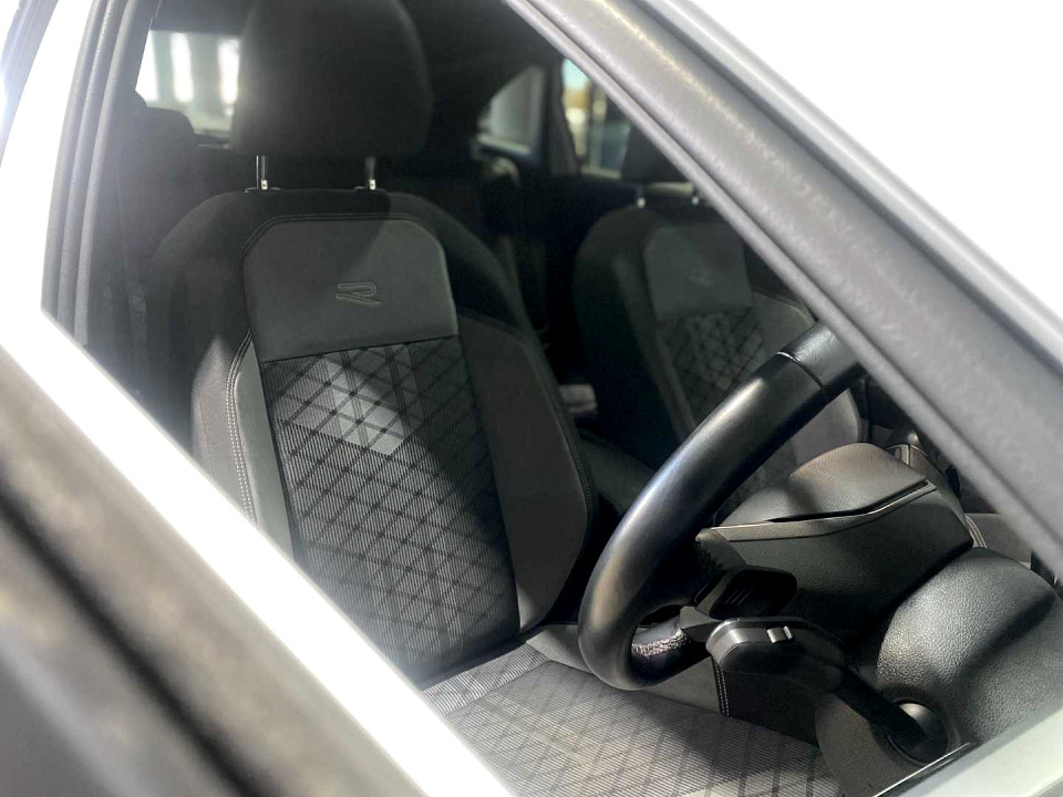 Photo 13 of 20