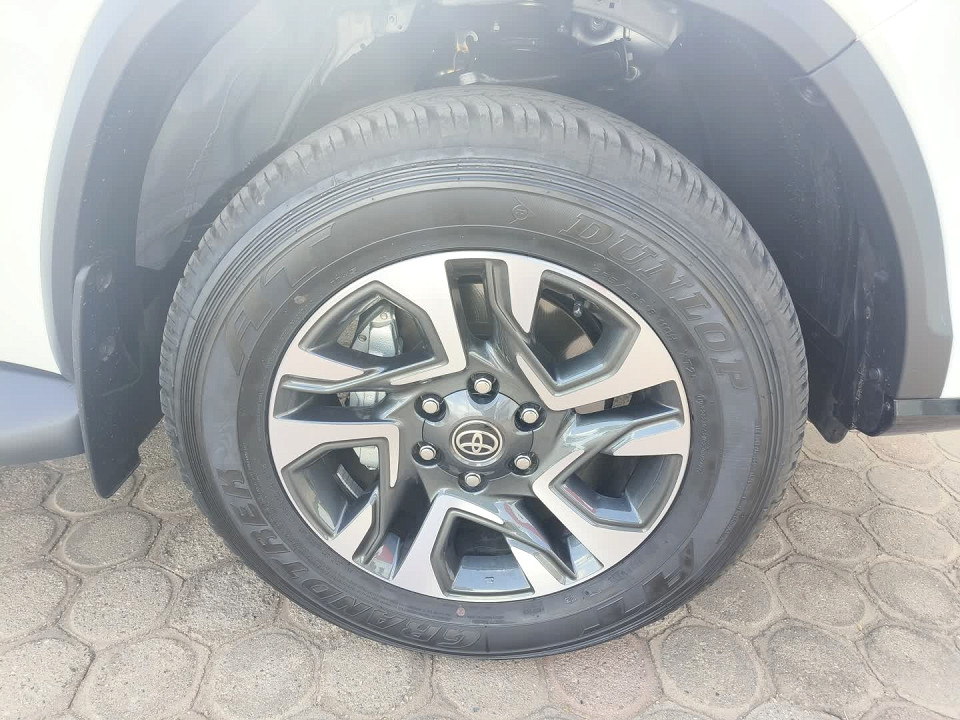 Photo 19 of 25