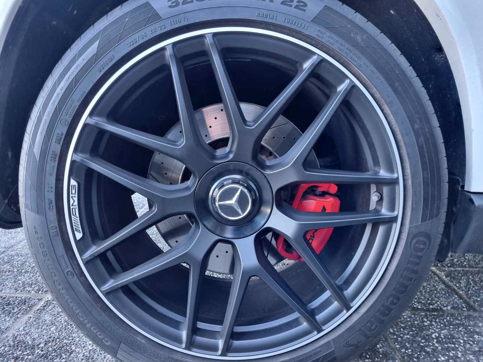 Photo 9 of 20