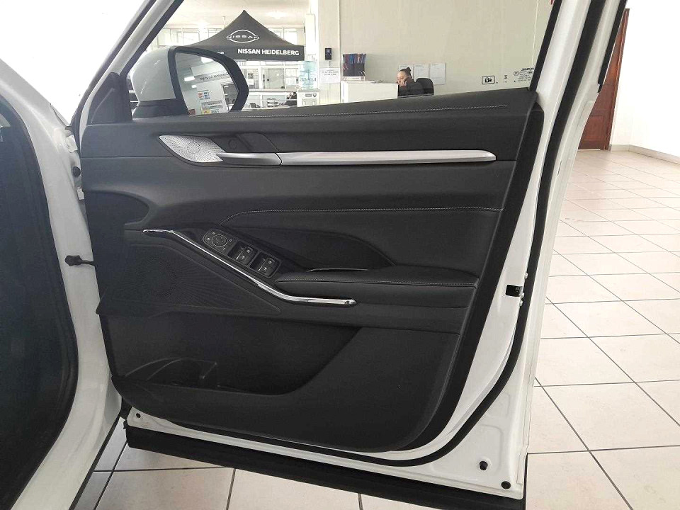 Photo 13 of 20
