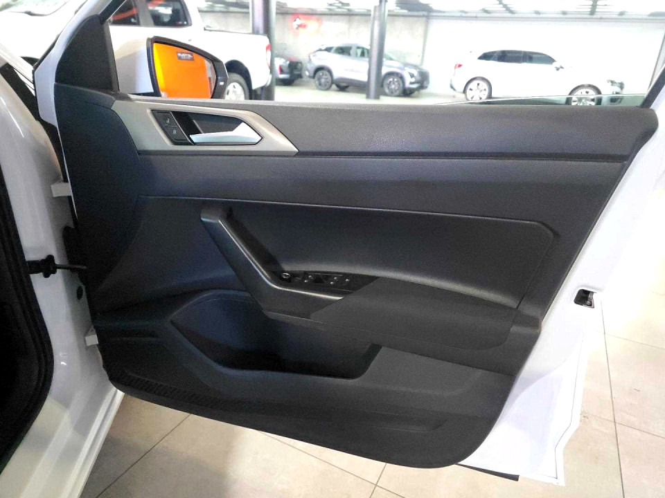 Photo 11 of 20