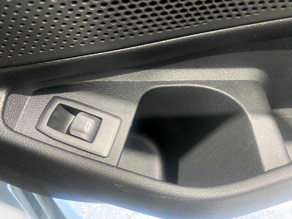 Photo 16 of 20