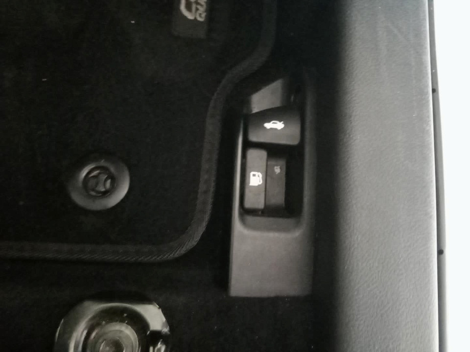 Photo 18 of 19