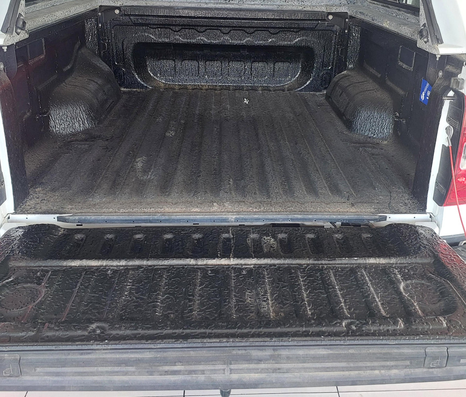 Photo 18 of 20
