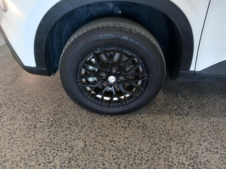 Photo 16 of 22