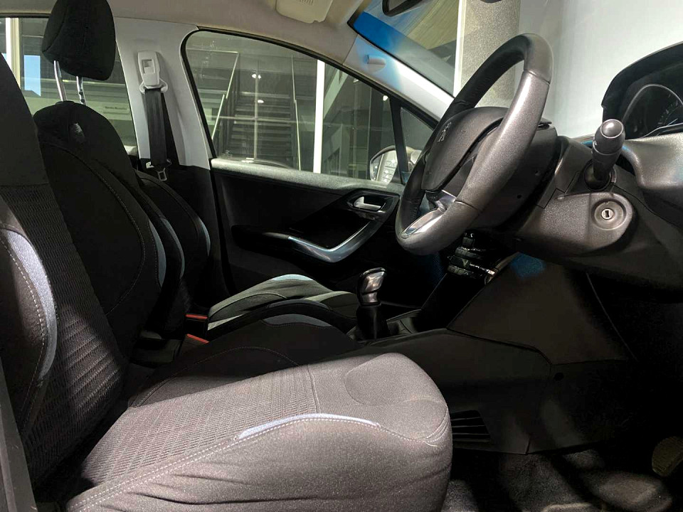Photo 12 of 20