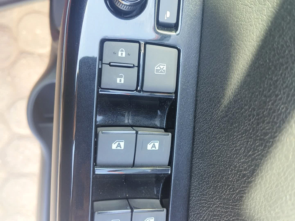 Photo 25 of 26