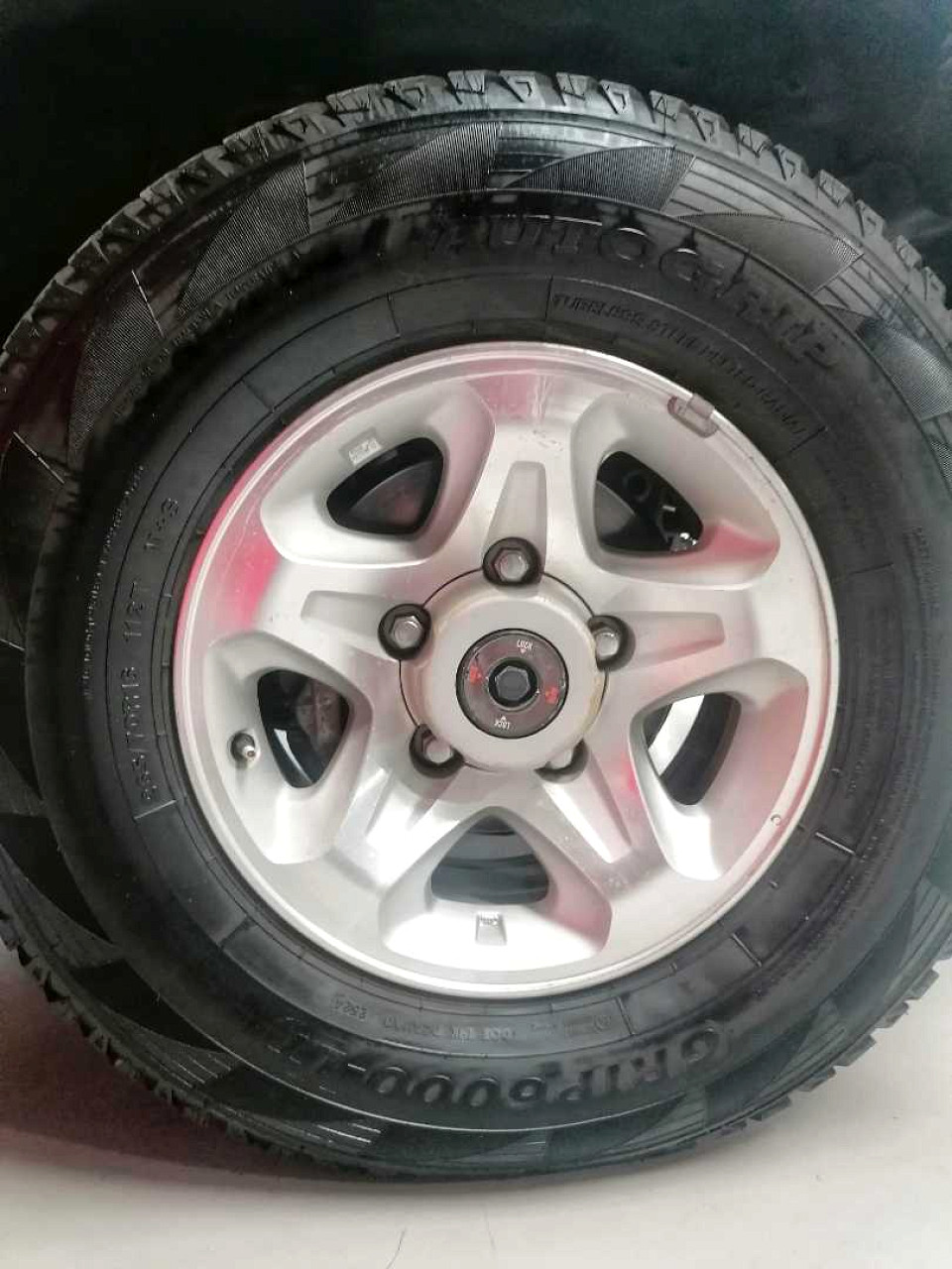 Photo 4 of 19
