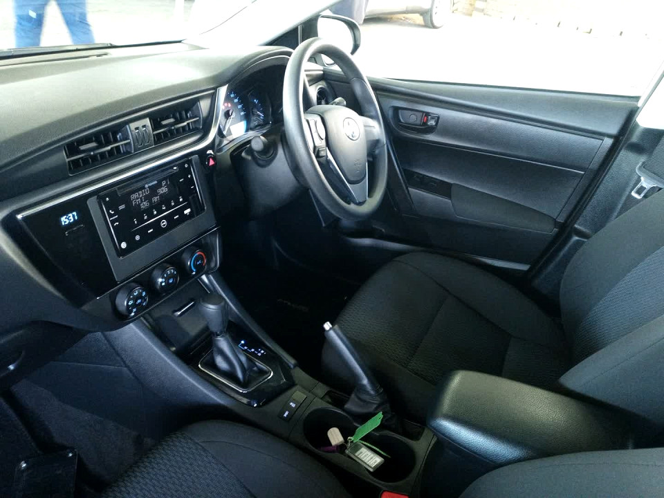 Photo 7 of 28