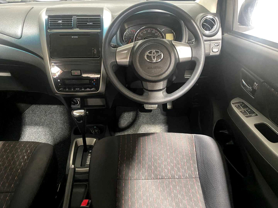 Photo 17 of 20