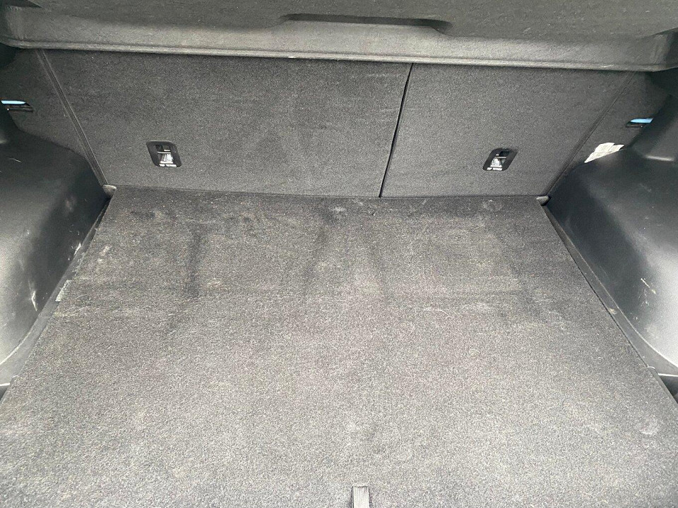 Photo 9 of 20
