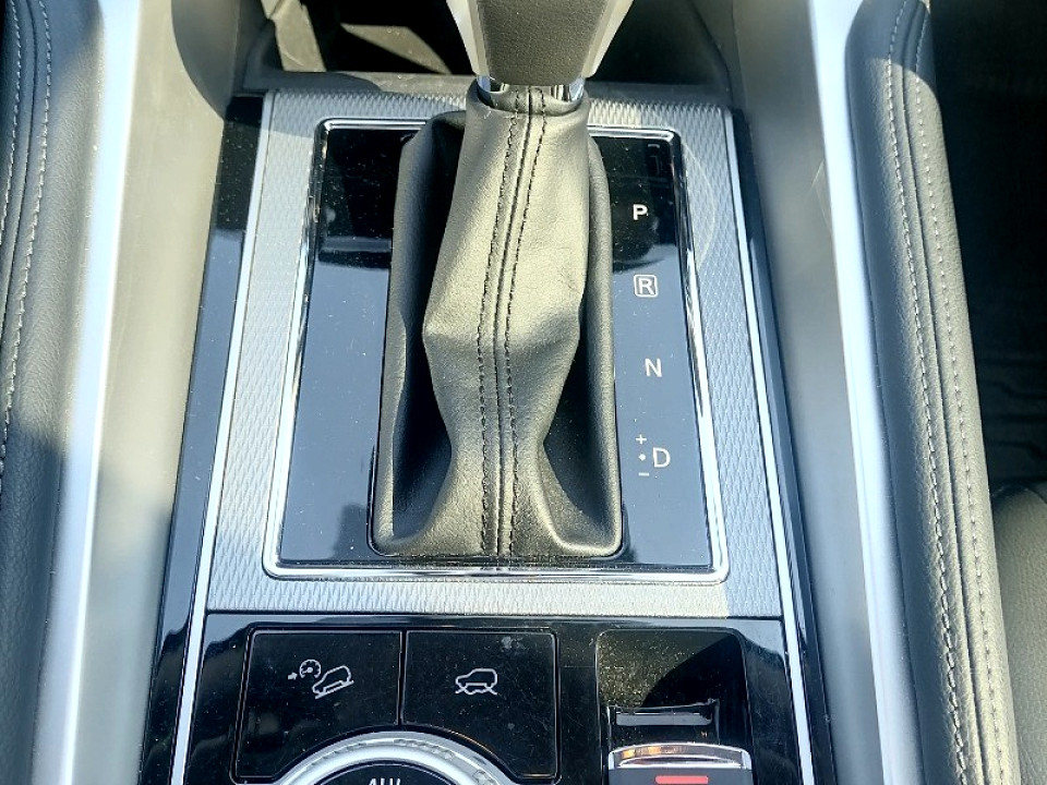Photo 16 of 20