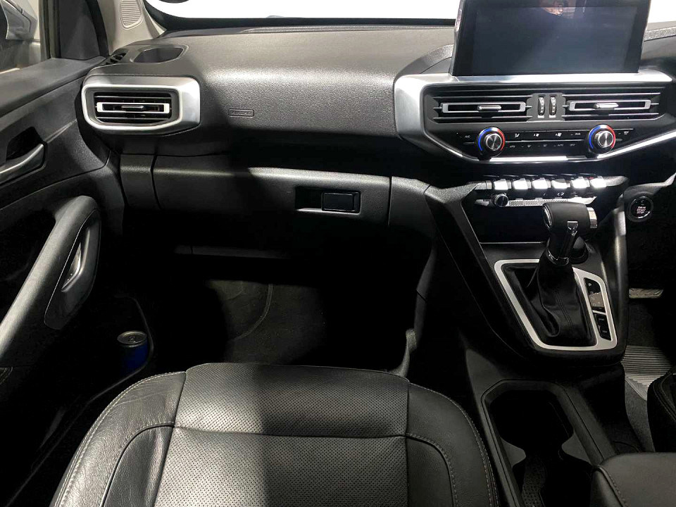 Photo 15 of 20