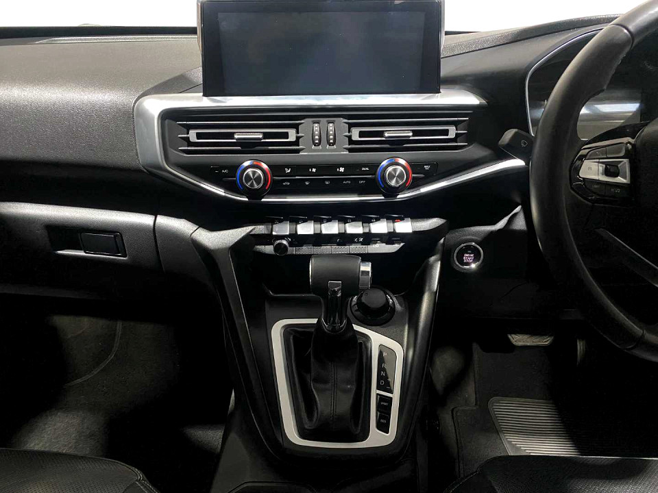 Photo 18 of 20