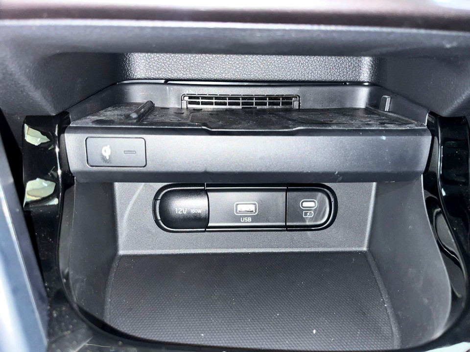 Photo 18 of 22
