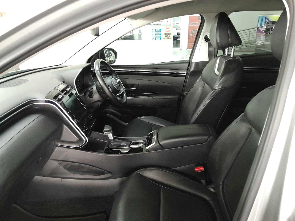 Photo 11 of 20