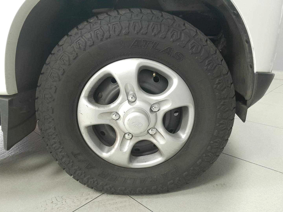 Photo 9 of 18