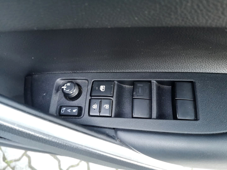 Photo 16 of 17