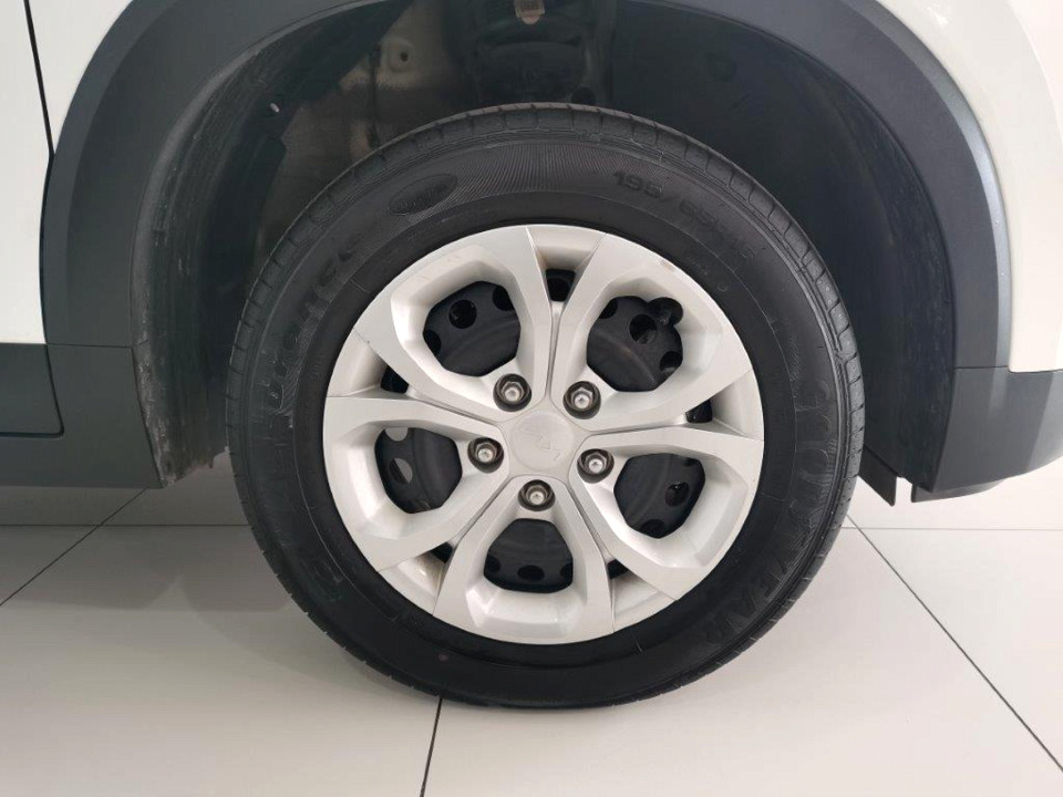 Photo 10 of 24