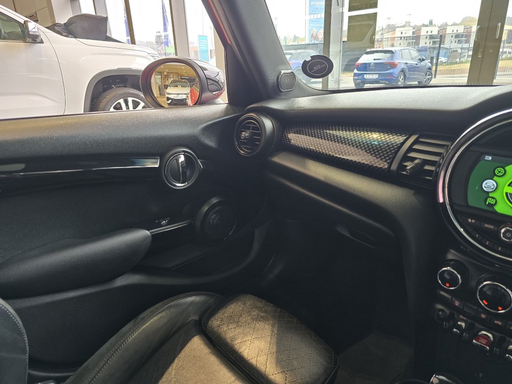 Photo 19 of 20