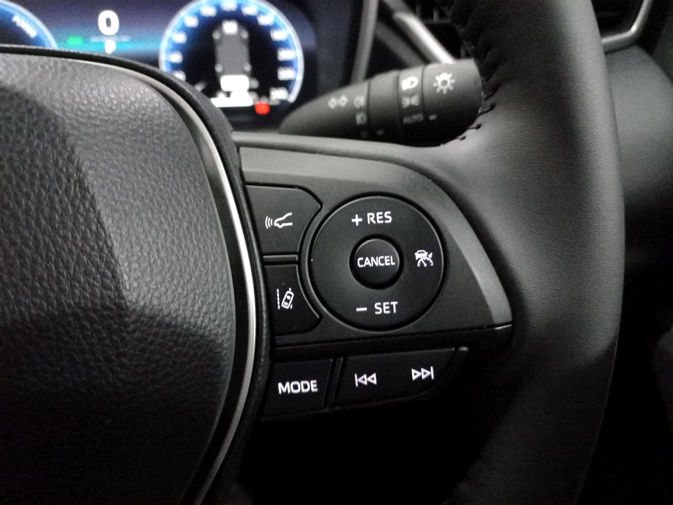 Photo 10 of 28