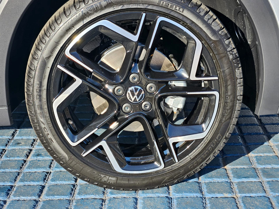 Photo 9 of 15