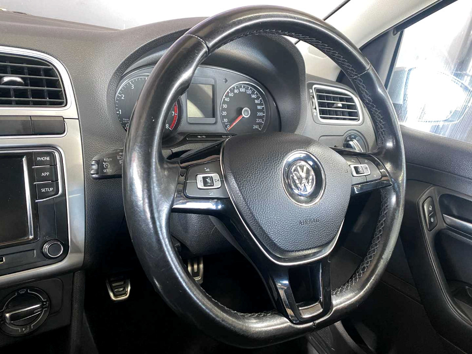 Photo 16 of 20