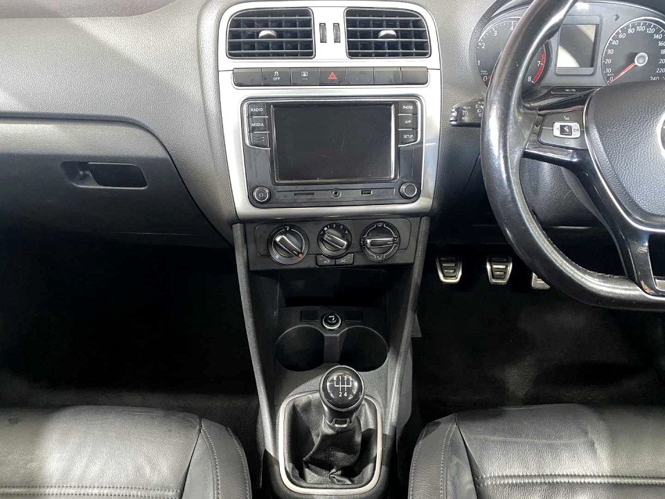 Photo 18 of 20