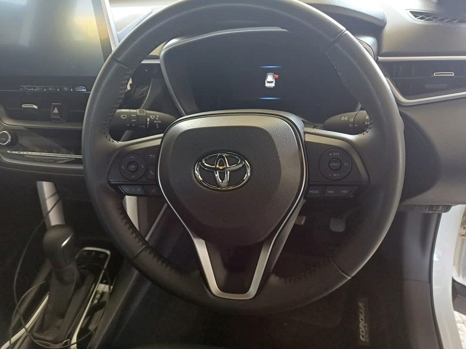 Photo 8 of 28