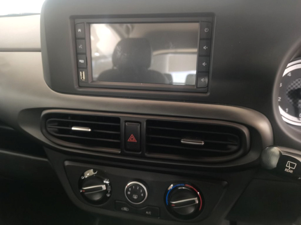 Photo 20 of 23