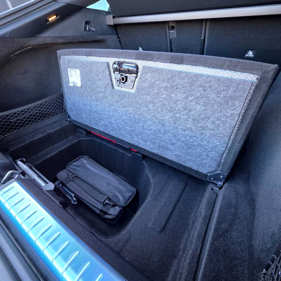 Photo 6 of 28