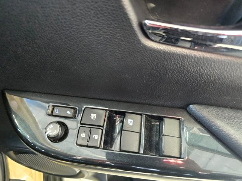 Photo 17 of 20