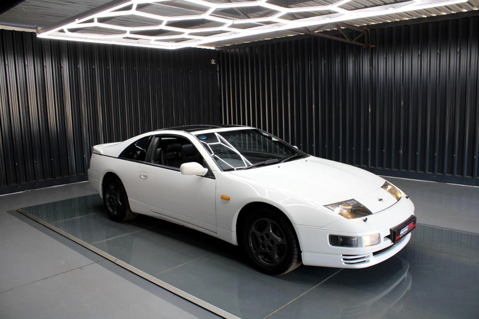 NISSAN 300 ZX TURBO T-TOP
