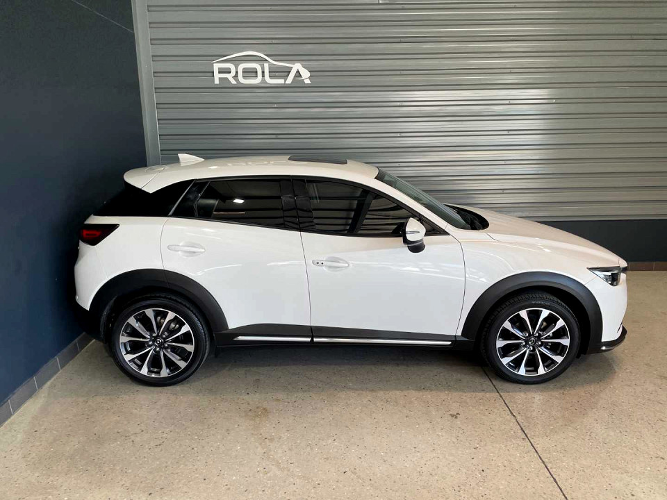 Photo 2 of 18