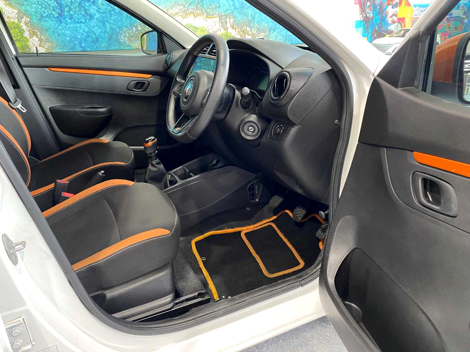 Photo 8 of 20