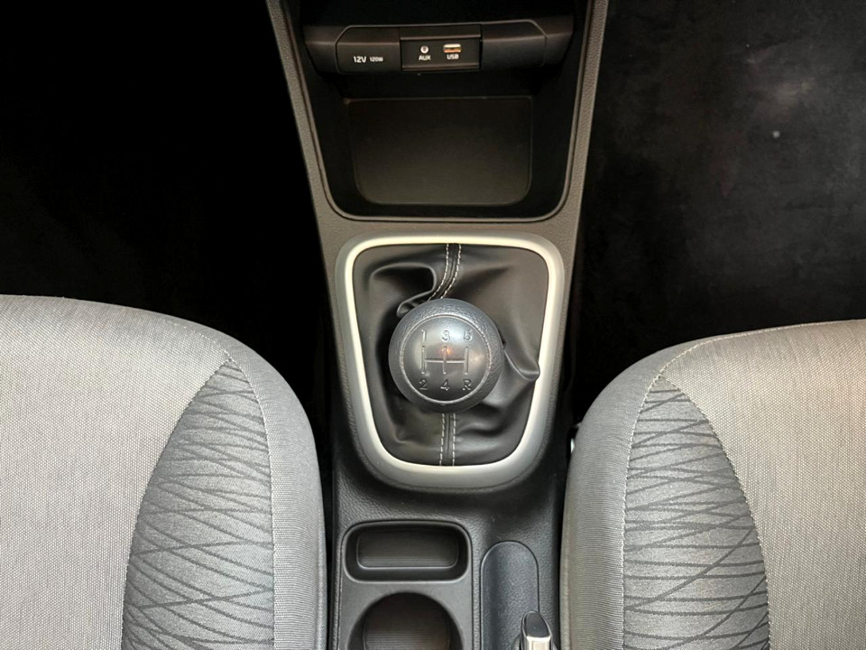 Photo 13 of 21