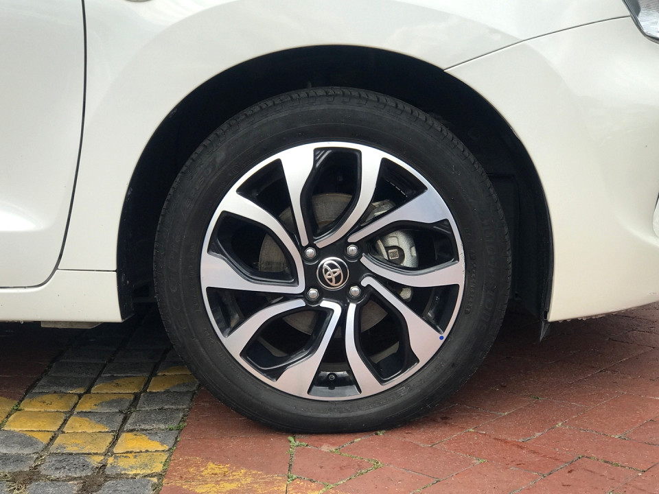 Photo 18 of 21