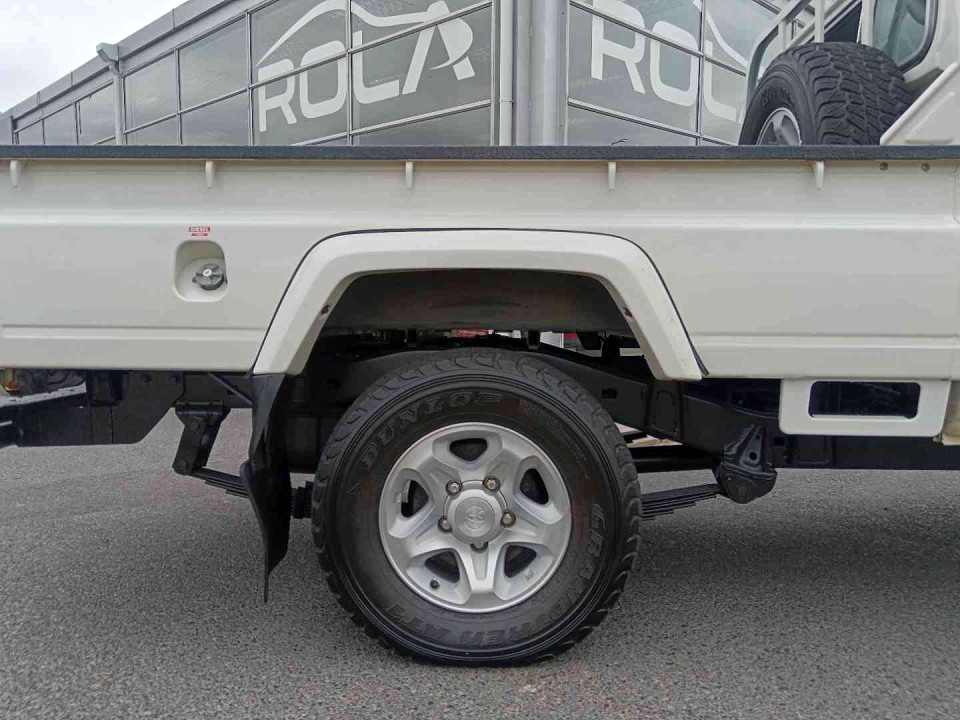 Photo 9 of 24