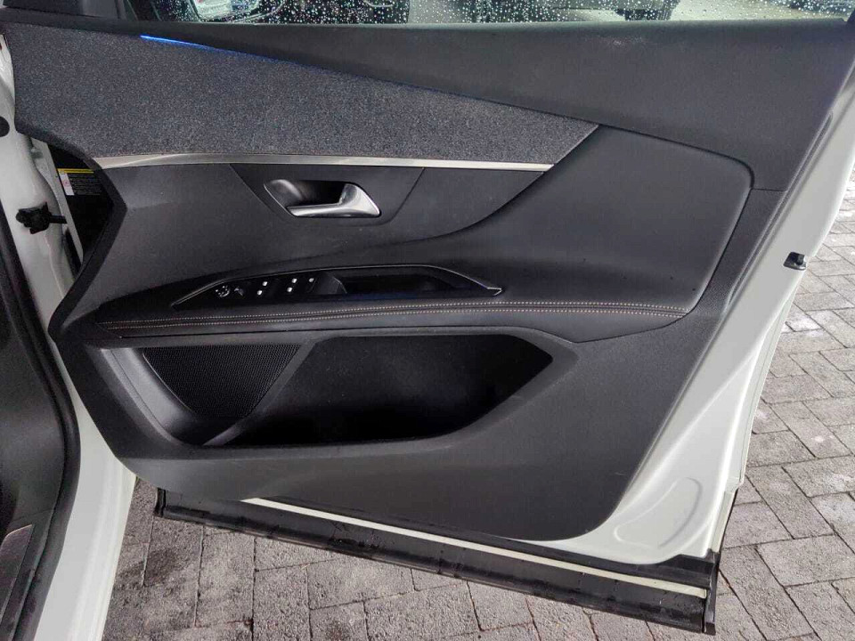 Photo 19 of 20