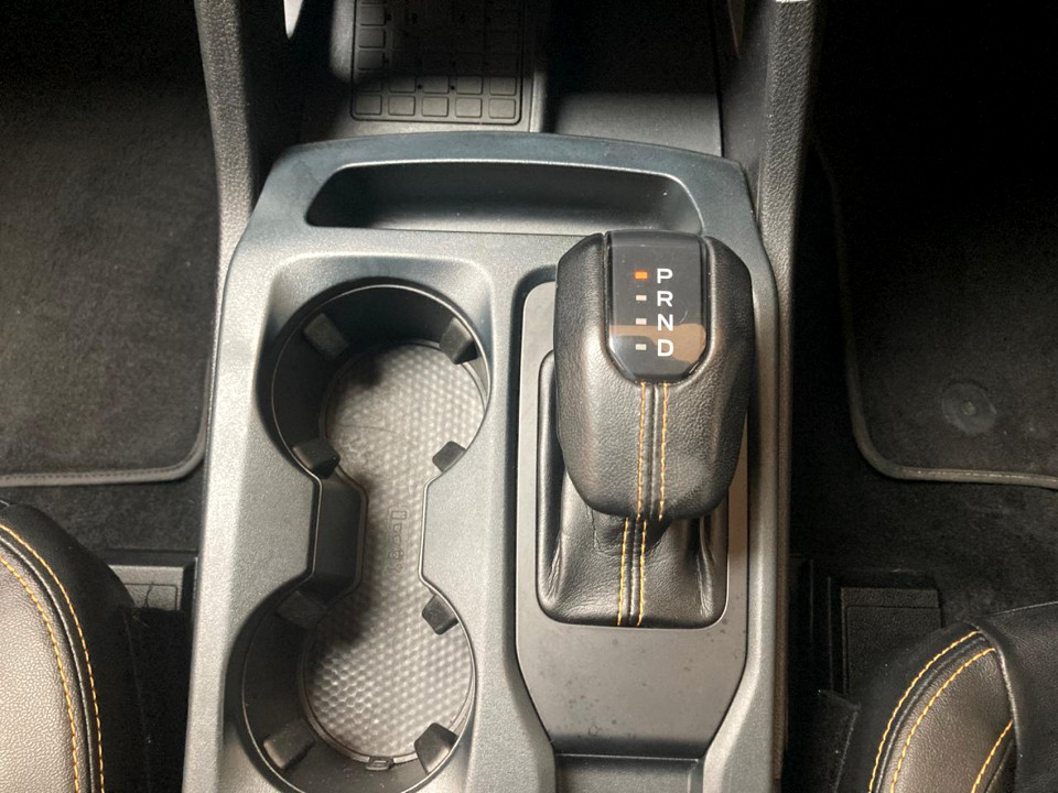 Photo 12 of 28