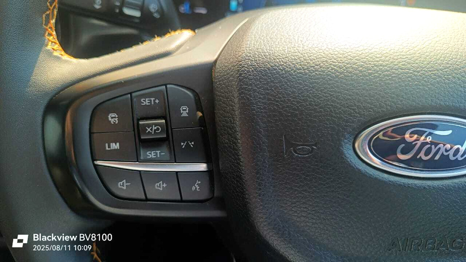 Photo 21 of 29