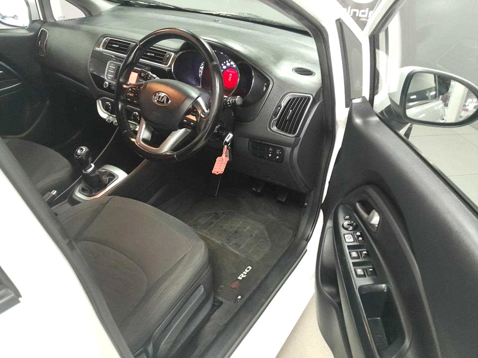 Photo 8 of 20