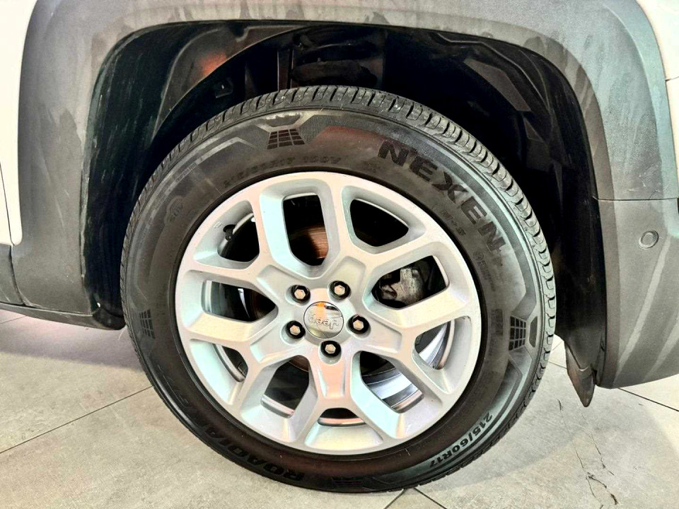 Photo 16 of 17